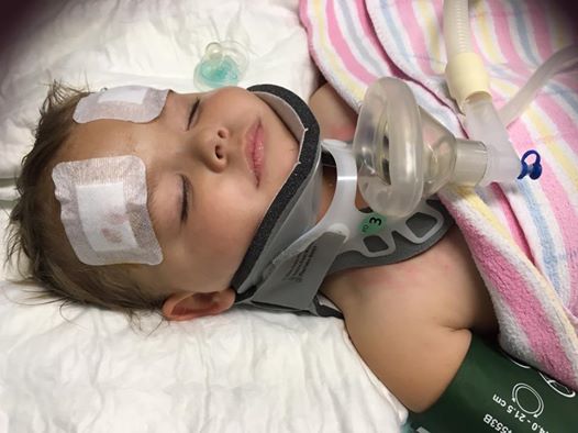 Bà mẹ cảnh báo sai lầm nghiêm trọng nhiều người mắc phải khi dùng ghế ngồi ô tô cho trẻ - Ảnh 2.