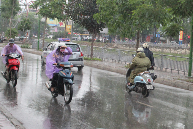  Không khí lạnh kèm mưa khiến nền nhiệt ban đêm giảm sâu, nhiệt độ tại Bắc Bộ giảm mạnh. Ảnh: minh họa/ Dân Trí
