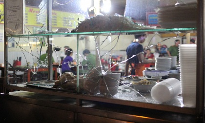 Giang hồ đập phá quán ăn, chém công an phường nhập viện