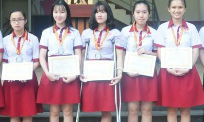 Nữ sinh bị cưa chân đoạt huy chương bạc Olympic Địa lý