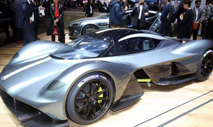 Aston Martin Valkyrie gây chấn động sân khấu Geneva 2017