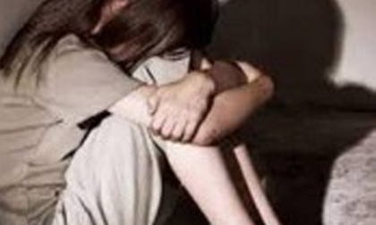 Nữ sinh lớp 9 có bầu: Bé sơ sinh được gửi nơi khác để mẹ nhí đi học