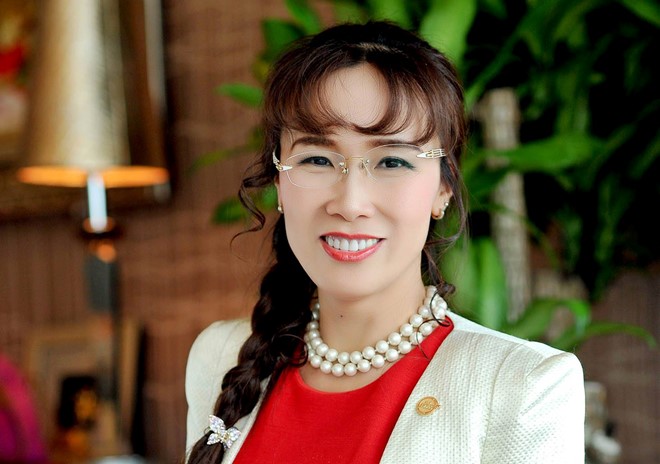 Viet Nam lan dau co nu ty phu USD tu than hinh anh 1