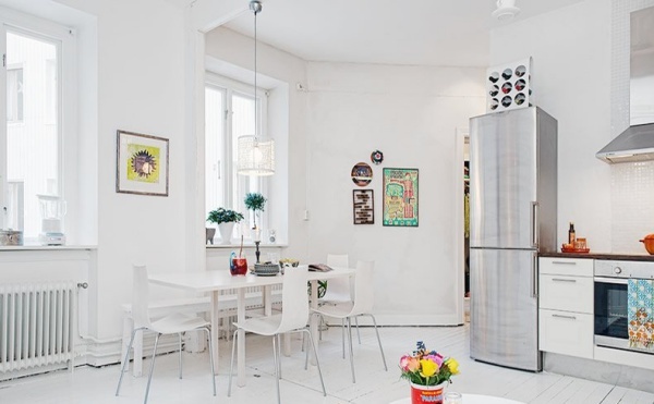 Căn hộ 30m2 đẹp trẻ trung hiện đại nhờ khéo cải tạo chung cư 80 năm tuổi