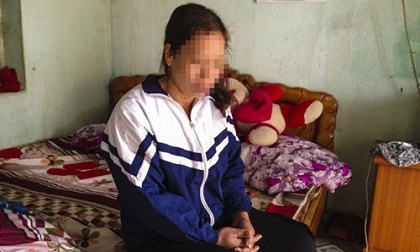 Nhổ tóc sâu cho bác rể, bé gái bị trả công bằng... em bé trong bụng