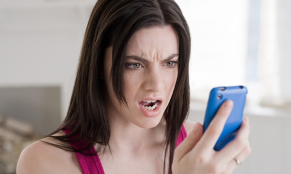 Kỷ niệm ngày cưới, chồng đã giáng cho tôi một đòn “chí tử” - Ảnh 1.