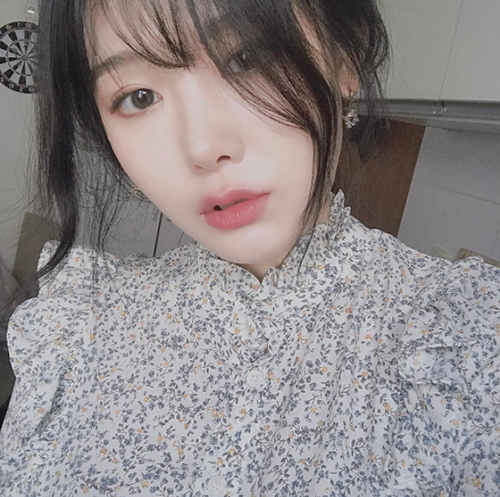 co gai tu xu so kim chi voi nhan sac 