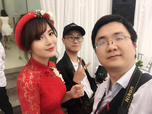 Hot girl “ám quẻ” MU quá xinh đẹp trong lễ ăn hỏi - 1