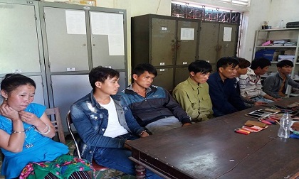 Vây bắt 8 đối tượng dựng lán buôn bán ma túy giữa rừng xanh