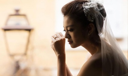 Ngày mai em lên xe hoa, em sẽ quên anh mối tình đầu à!