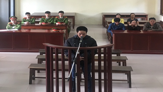 Xâm phạm tình dục bé gái 3 tuổi, lĩnh án 9 năm tù