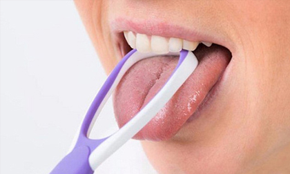 Giật mình trước 5 tác hại khi quên vệ sinh lưỡi