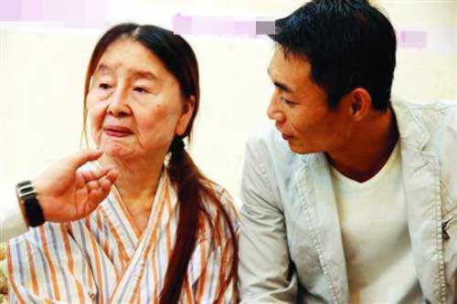 dung my pham re tien, co gai 28 tuoi dau kho vi bi bien dang thanh ba lao 80 - 6