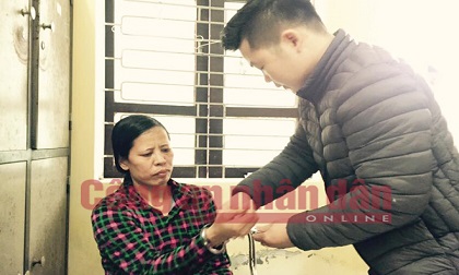 Vụ xác chết bị trói trôi sông: Tội ác man rợ của 2 mẹ con chủ đại lý xổ số