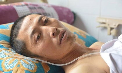 Thoát chết thần kỳ khi bị xe tải 10 tấn cán qua người