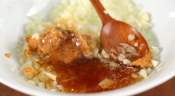 Thịt xiên nướng kiểu Hàn vàng ươm, thơm phức 