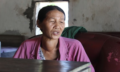 Người phụ nữ mang trên mình u bướu “gánh” cả gia đình khốn khổ