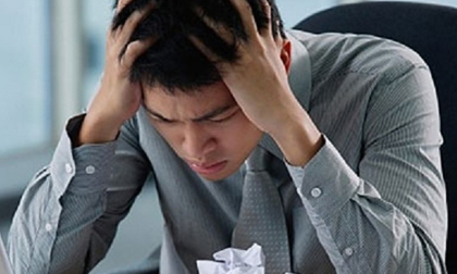 Ngày về viếng bố em, tôi ngã ngửa khi phát hiện bí mật 3 năm bạn gái giấu kín