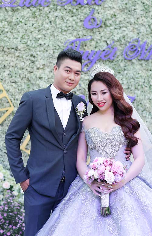 hau dam cuoi 6 ty, nu dai gia binh phuoc tiet lo duoc chong theo duoi tu ngay chua giau co - 1