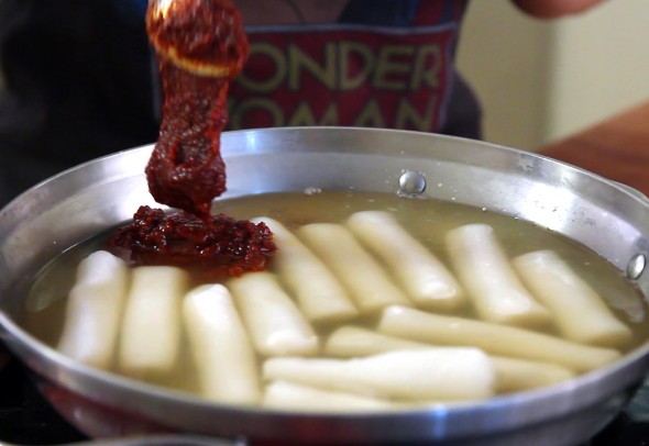 Công thức làm Tteokbokki cay nồng đậm vị - 4
