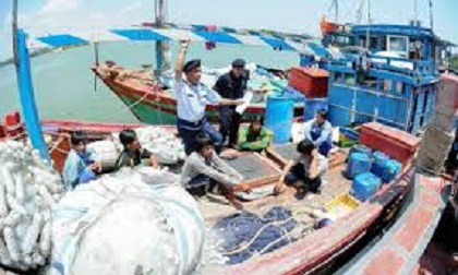 Nữ Phó giám đốc BHXH huyện treo cổ tự tử tại nhà riêng