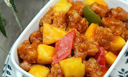 Thịt chiên giòn sốt dứa đậm đà đưa cơm