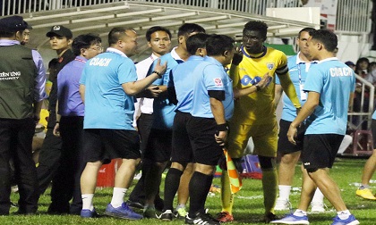 Thái độ bầu Đức về trọng tài trận HAGL vs FLC Thanh Hóa
