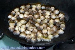 Nấm rơm xào thịt, món ngon giúp chàng không 