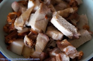 Nấm rơm xào thịt, món ngon giúp chàng không 