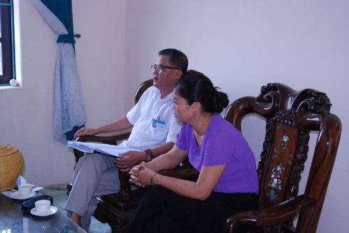 Vụ thực phẩm nghi ôi thiu tuồn vào trường mầm non: Là thịt đông lạnh, không phải thịt lợn chết? - Ảnh 2.
