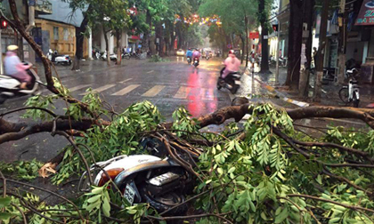 Tin thời tiết ngày 17/4: Bắc Bộ giảm nhiệt, Nam Bộ nắng nóng