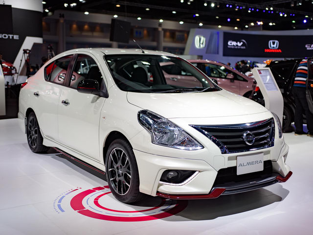 Cận cảnh Nissan Sunny Nismo 2017 giá 356 triệu đồng - 1