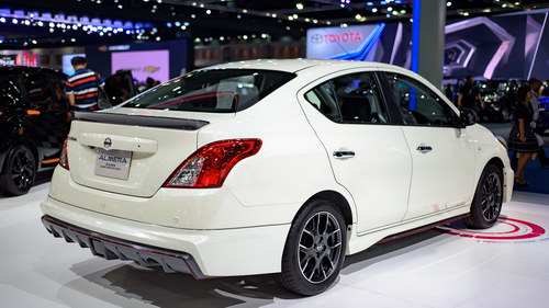 Cận cảnh Nissan Sunny Nismo 2017 giá 356 triệu đồng - 5
