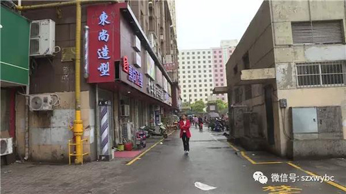 bat chuoc phim hoat hinh, be trai 7 tuoi cam o nhay tu tang 5 xuong dat - 3