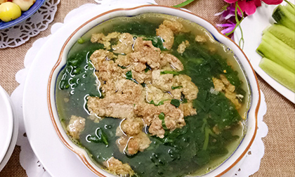 Canh cua mồng tơi ăn một hơi là hết sạch