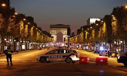 IS nhận trách nhiệm về vụ khủng bố khiến 1 cảnh sát thiệt mạng ở Paris