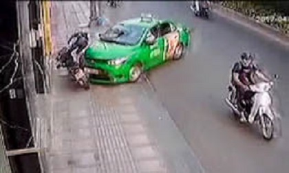'Nếu tài xế tông chết tên cướp có thể phải đi tù'