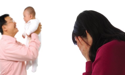 Lý do kỳ lạ khiến người vợ nhận nuôi 3 con riêng từ 3 cô bồ