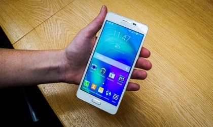 3 smartphone dưới 8 triệu đồng nên mua thời điểm này