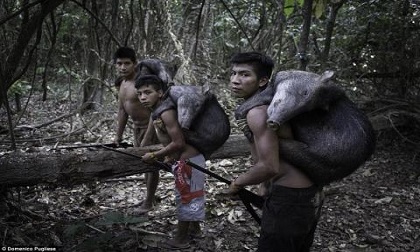 Khám phá cuộc sống của những bộ tộc ở nơi hẻo lánh nhất hành tinh