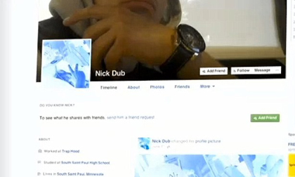 'Cạn lời' với tên trộm lướt facebook bằng máy tính chủ nhà rồi quên đăng xuất