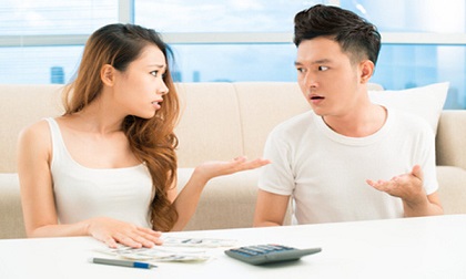 Chàng trai bị 'đá' vì đến nhà người yêu gói canh thừa mang về