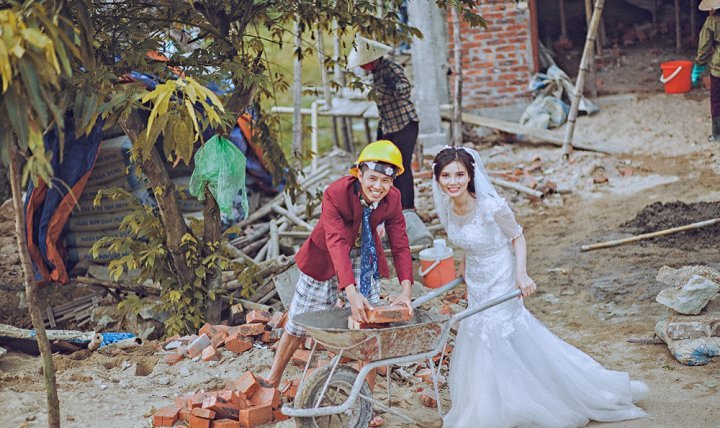 “phat sot” voi bo anh cuoi co dau, chu re di... phu ho hinh anh 1
