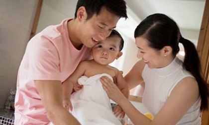 Gái ế làng bên đẻ con trai, chồng tôi mừng hơn trúng số độc đắc