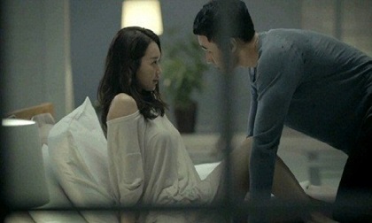 Sinh con xong, đã 5 tháng nay tôi viện cớ đau vết mổ để trốn chồng vì không còn ham muốn