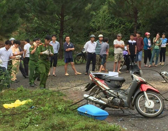 Kon Tum: Trụ điện bất ngờ gãy đổ, cô giáo tử vong tại chỗ