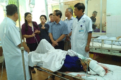 tai nan xe khach kinh hoang: 