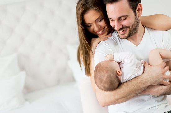 Mối nguy hại khi cho trẻ nhỏ nằm ngửa trong thời gian dài - 1