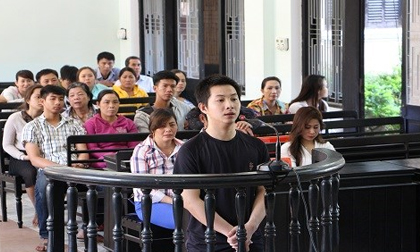 Mẫu thuẫn gia đình, em đâm chết anh ruột