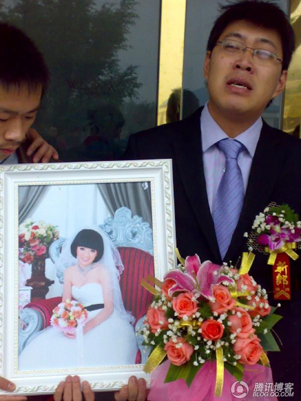 nhung dam cuoi co dau om chat chu re da qua doi lay nuoc mat cu dan mang - 7